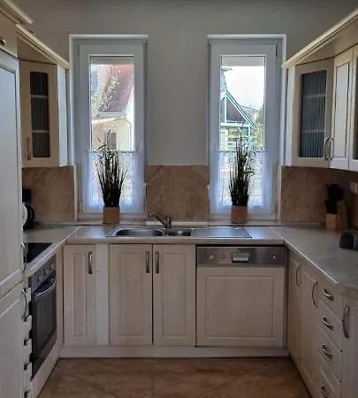 Balaton * 根尼斯迪亚斯